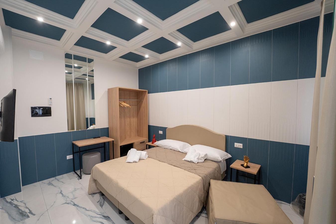 Greros H. Rooms Napoli Centro By Clapa Group Dislocated Hospitality Exterior photo
